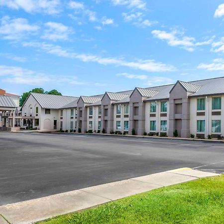Comfort Inn Petersburg Near Fort Gregg-Adams Ngoại thất bức ảnh
