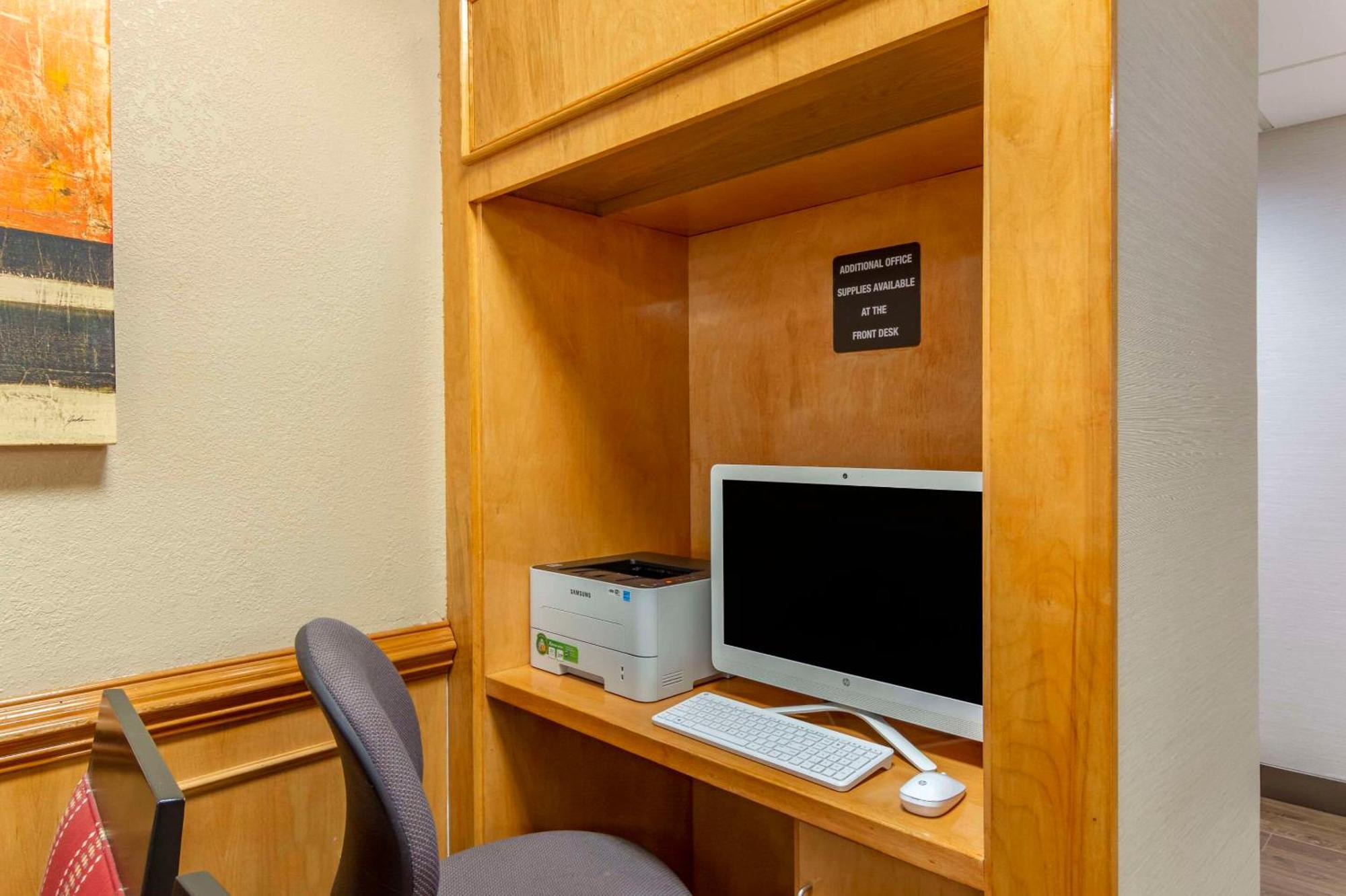 Comfort Inn Petersburg Near Fort Gregg-Adams Ngoại thất bức ảnh
