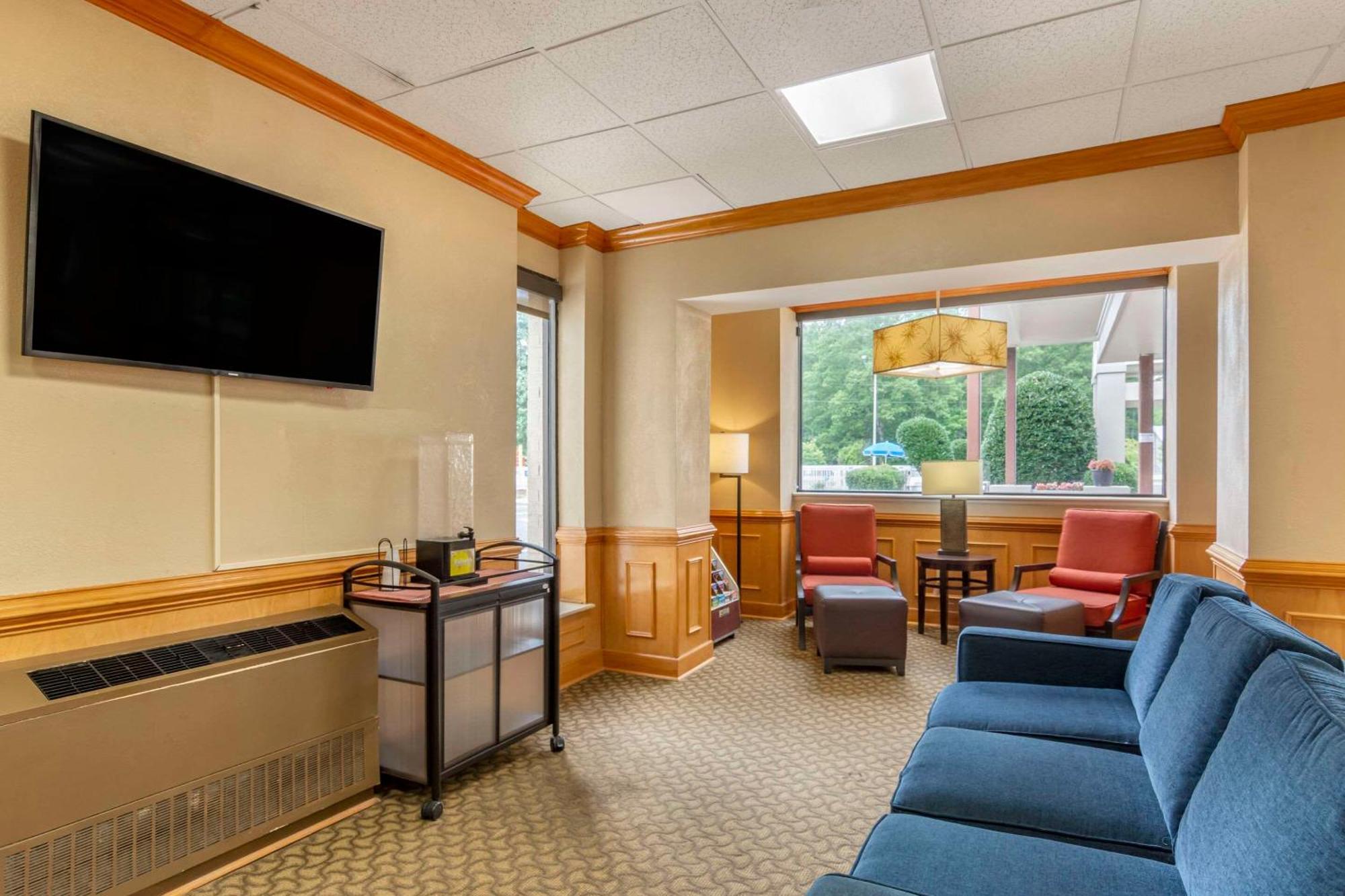 Comfort Inn Petersburg Near Fort Gregg-Adams Ngoại thất bức ảnh