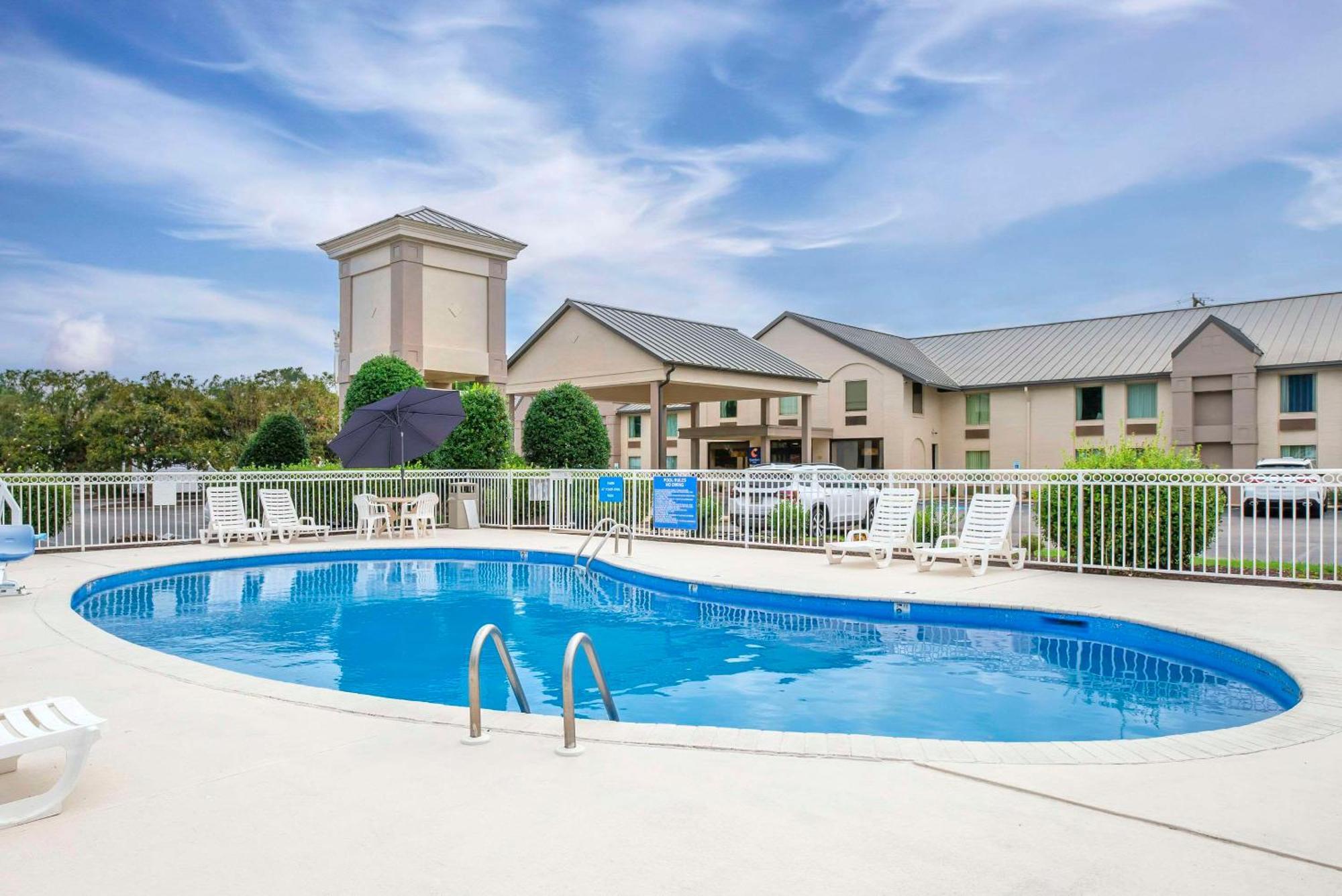 Comfort Inn Petersburg Near Fort Gregg-Adams Ngoại thất bức ảnh