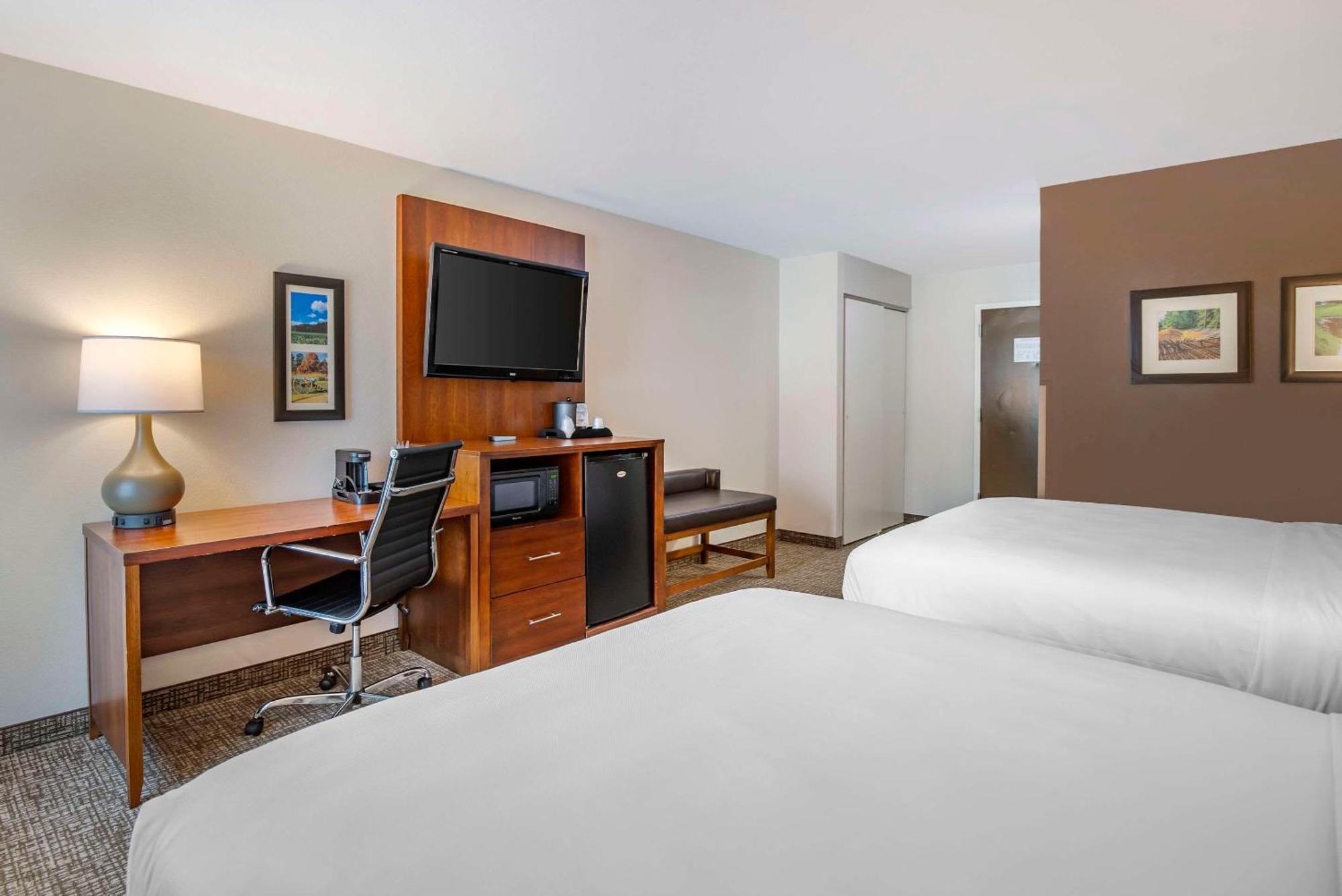 Comfort Inn Petersburg Near Fort Gregg-Adams Ngoại thất bức ảnh
