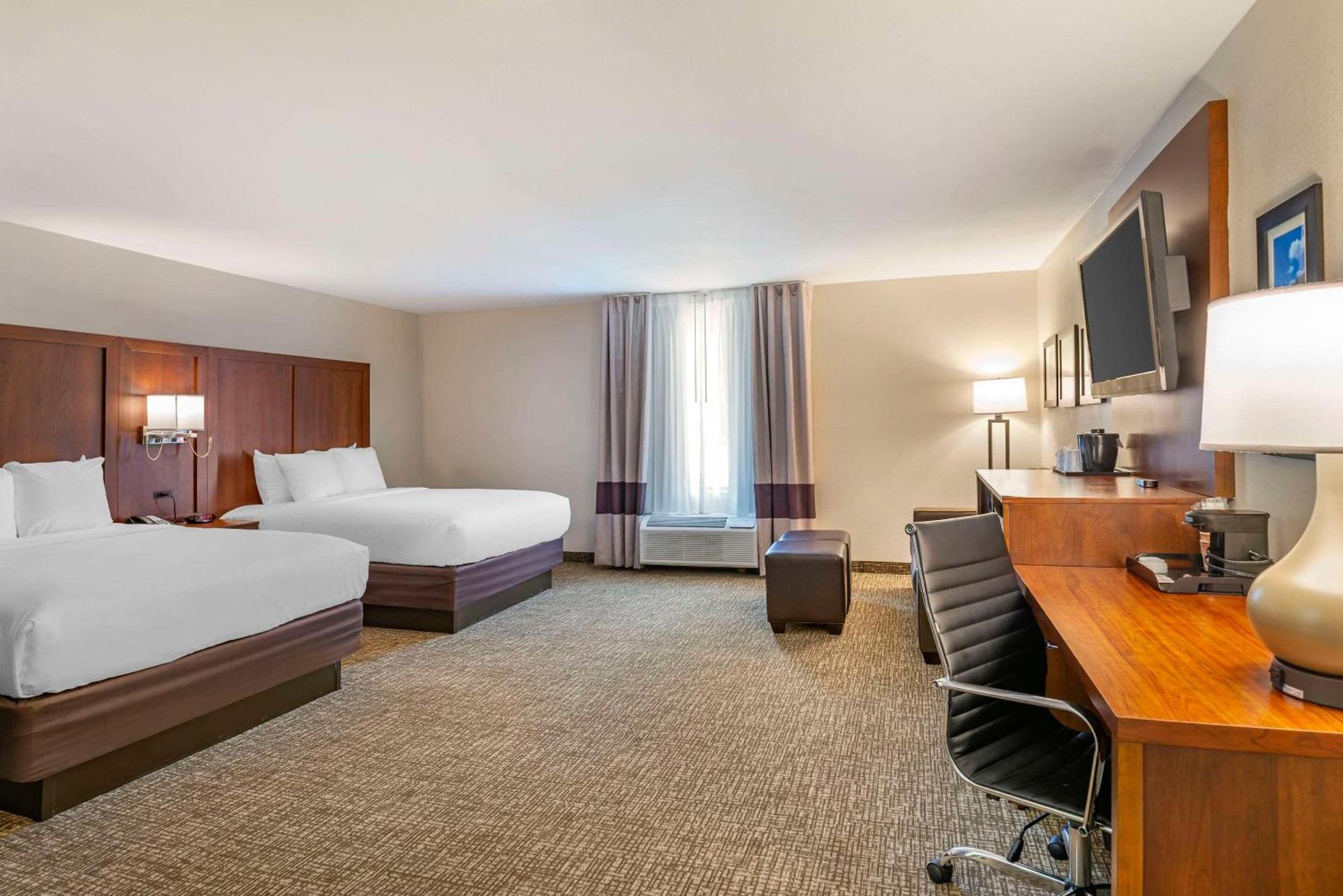 Comfort Inn Petersburg Near Fort Gregg-Adams Ngoại thất bức ảnh