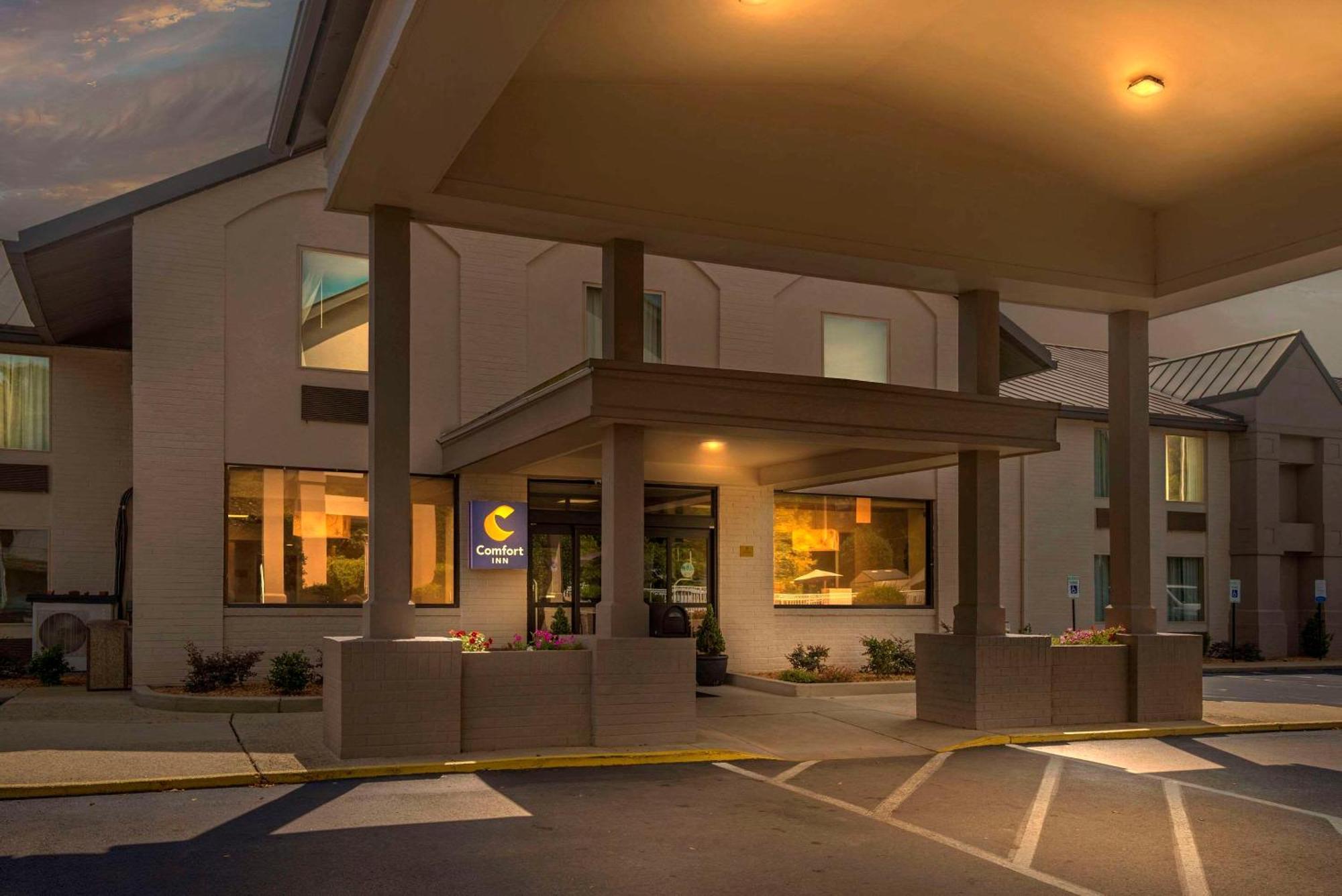 Comfort Inn Petersburg Near Fort Gregg-Adams Ngoại thất bức ảnh
