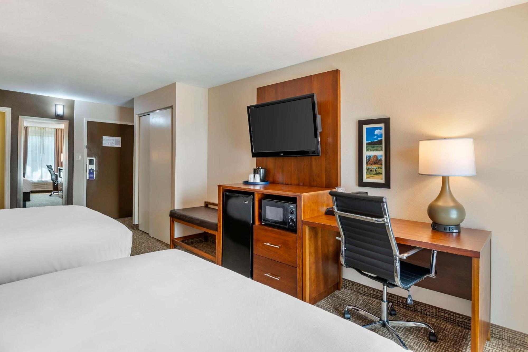 Comfort Inn Petersburg Near Fort Gregg-Adams Ngoại thất bức ảnh