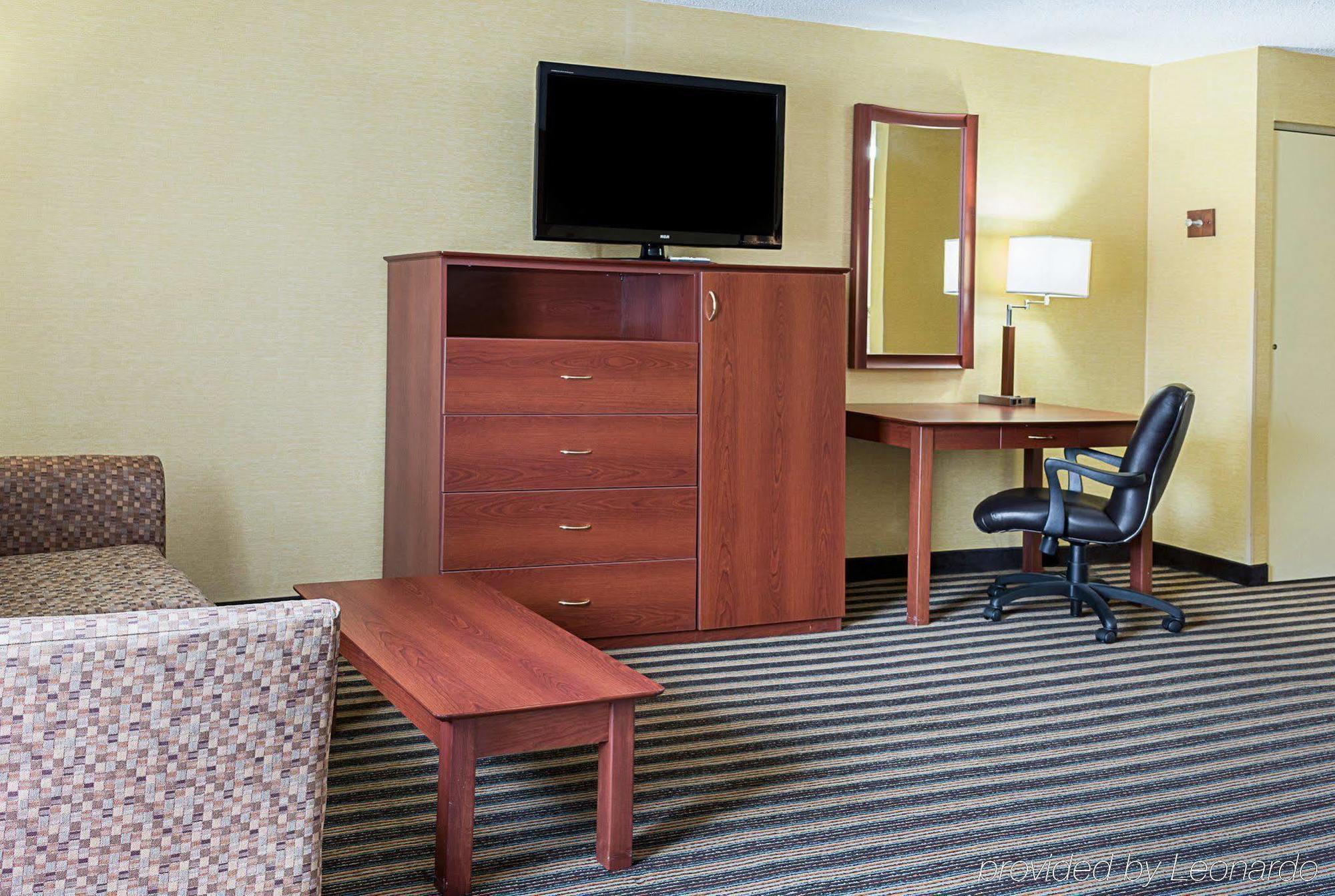 Comfort Inn Petersburg Near Fort Gregg-Adams Ngoại thất bức ảnh