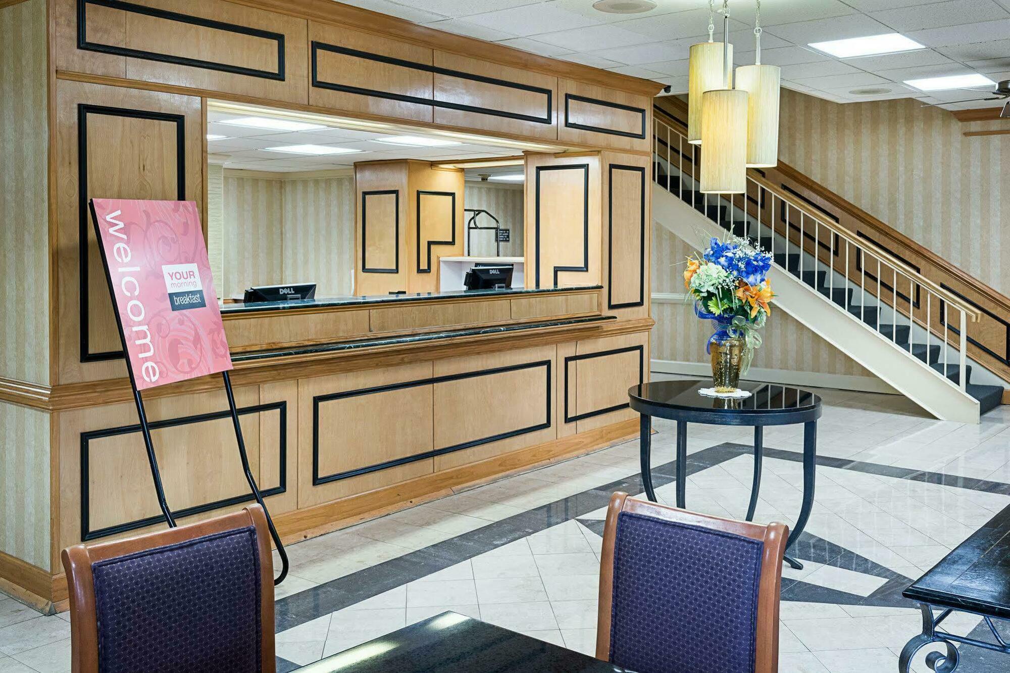 Comfort Inn Petersburg Near Fort Gregg-Adams Ngoại thất bức ảnh